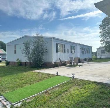 COZY & PRIVATE 10 MINUTES WAY FROM THE ORLANDO AIRPORT