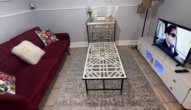 Cozy Private 1BR Basement Near Newark Airport