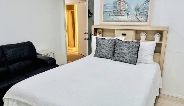 Cozy Private Affordable 2 Bedrooms one bathroom and Kitchenette Queens, New York