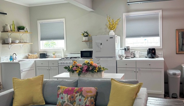 Cozy Private Backyard Apartment in Chesapeake