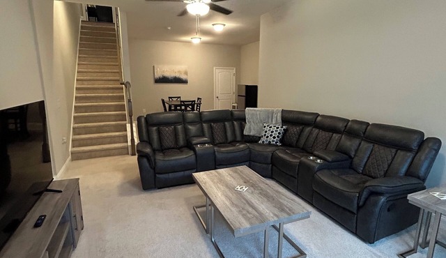 Cozy Private Basement Located in the heart of Cary/Raleighn