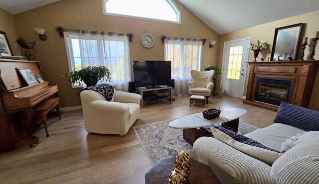 Cozy & Private Countryside home close to the City as well as beaches/attractions