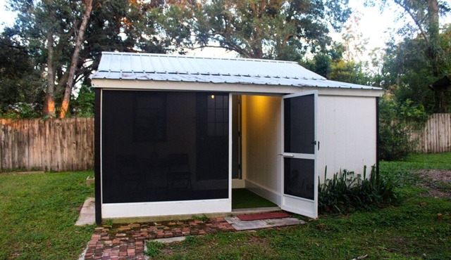 Cozy & Private Guest House/Secluded Retreat