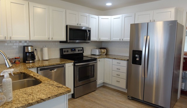 Cozy Private Home/High Speed Wifi