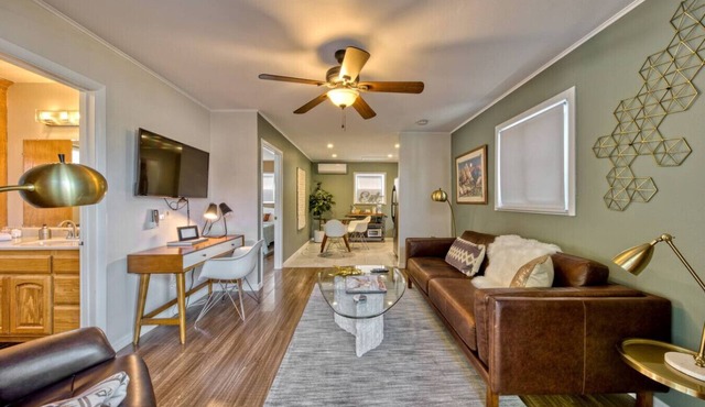 Cozy & private home in a quality neighborhood