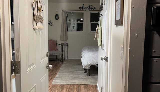 Cozy, private, secluded studio between Sacramento and Tahoe