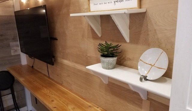 Cozy Private Tiny house Dream location.