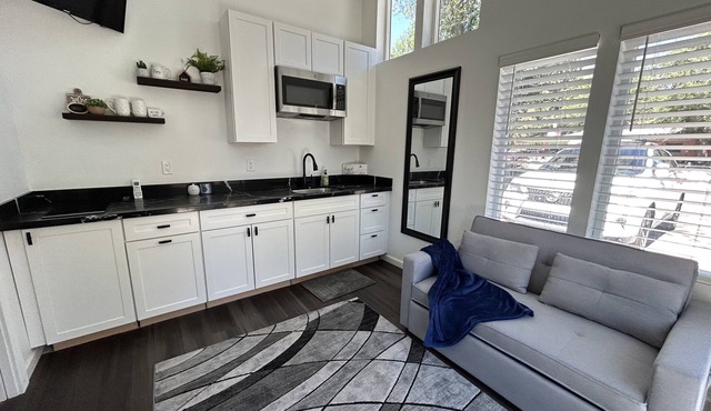 Cozy, Quaint and Sophisticated Loft Style Tiny Home!