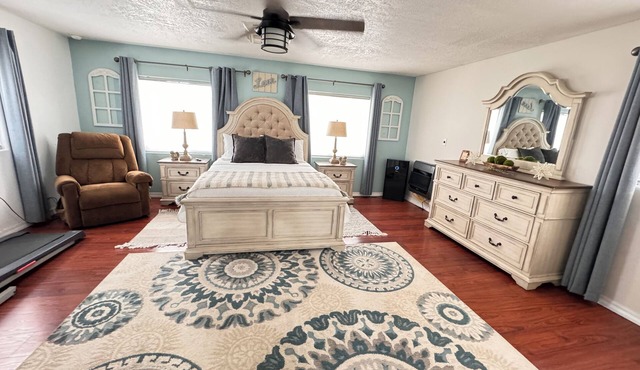 Cozy & Quiet Centralized Studio