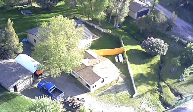 Cozy quiet cottage across the road from Kim's Marina.