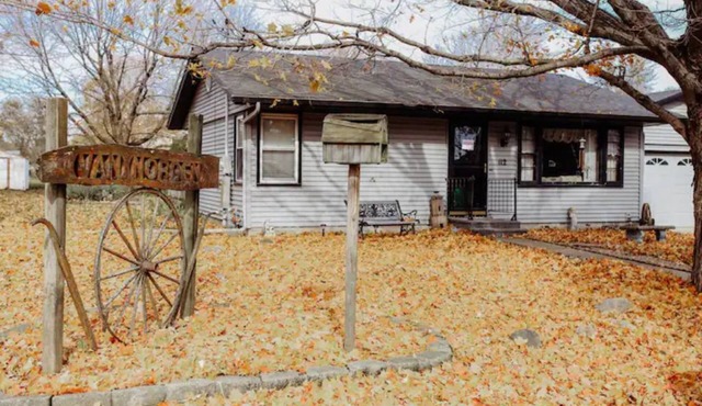 Cozy & Quiet Living at the Cookie Cottage