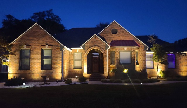 Cozy ranch house that's 10-15 minute from Historic downtown & Arrington Vineyard