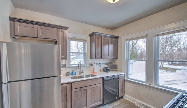 Cozy Ranch Near Casino & Indiana Dunes