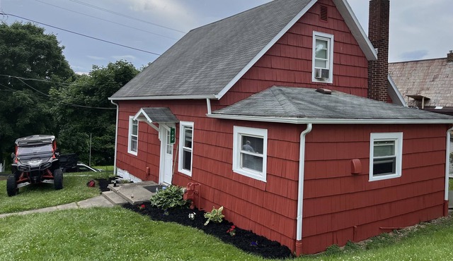Cozy Red Cottage