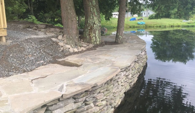 Cozy Remote Lake House on Middle Lake