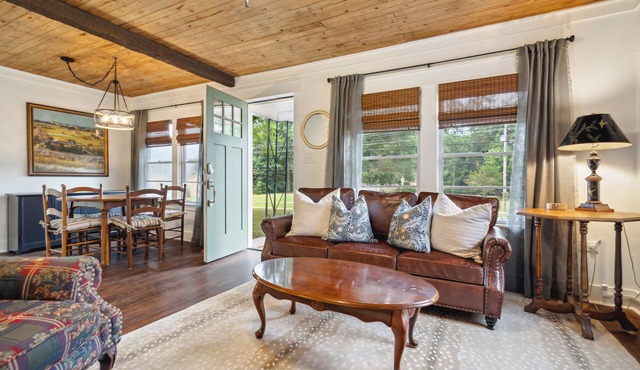 Cozy & Renovated 2-Bedroom Cottage in Munford