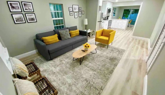 Cozy renovated place in Hollywood - Miami, great location!