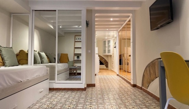 Cozy renovated studio in the heart of Tarragona near the beach