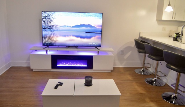 Cozy Retreat: 1BR Haven in NJ - Minutes from Time Square NYC