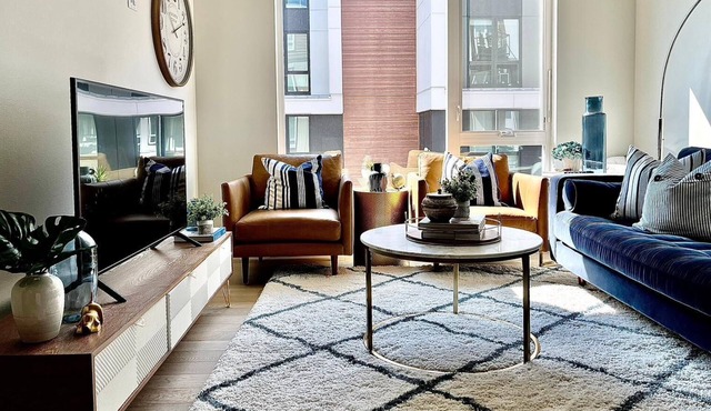 Cozy retreat a few steps away from Pasta, Ice Cream, Shopping & Tons of Trails!