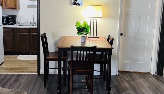 Cozy retreat across the street from Shawano Lake.