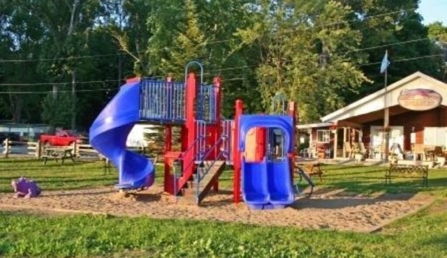 Cozy retreat at Idyll Glen RV Park