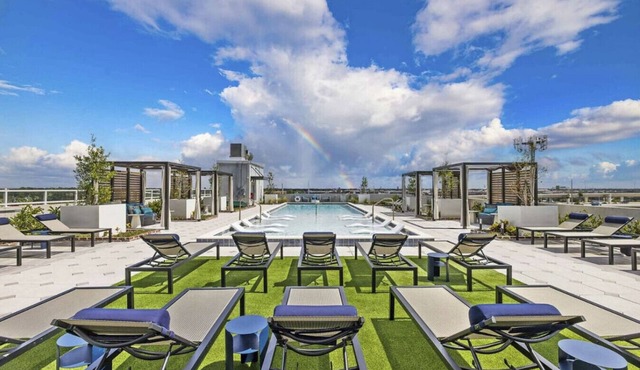 Cozy Retreat Channelside | 1 BR | Great Amenities