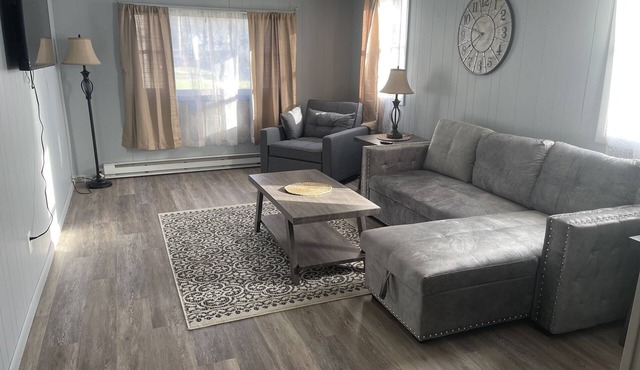 Cozy Retreat close to I-90 exit 30, Cooperstown, and Utica