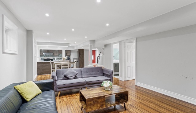 Cozy Retreat Great for Short/Long Term Stays.