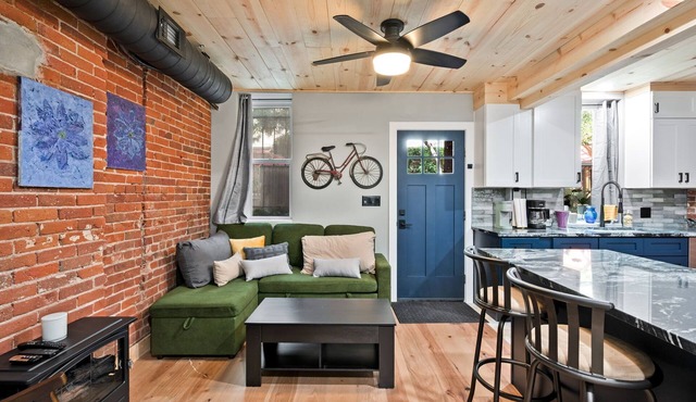Cozy Retreat in Downtown Denver
