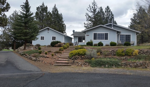 Cozy Retreat in Lake Shastina