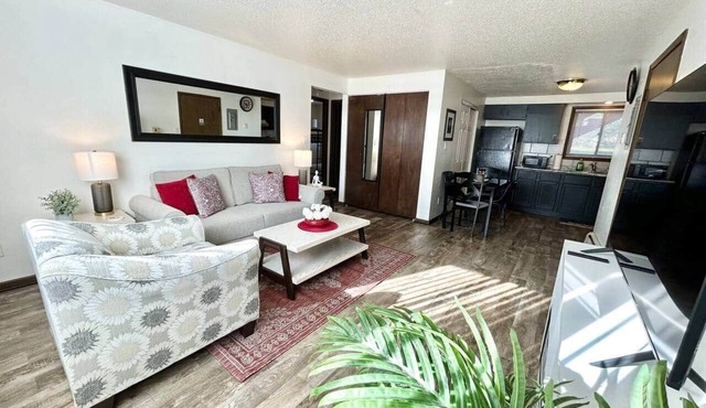 Cozy Retreat in Marion, Iowa