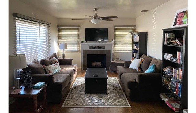 Cozy Retreat in the heart of Magnolia Center