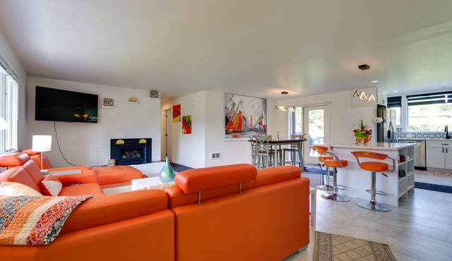 Cozy Retreat in Spokane Valley w/Fireplace