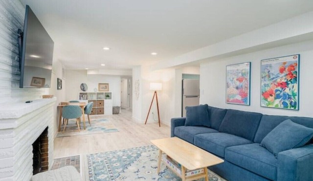 Cozy Retreat near Children's Hospital & UW Medical Center at Montlakenn