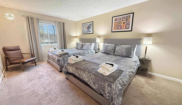 Cozy Retreat Near Portage Lakes