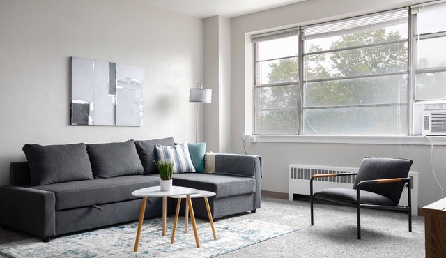 Cozy Retreat♛near UAB♛Fast Wifi✓Remote Work Space✓