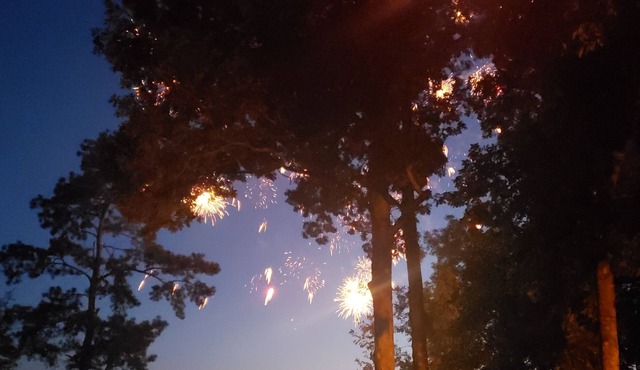 Cozy retreat on Ben Hall Lake. 2 Bedroom 1 Bath house.