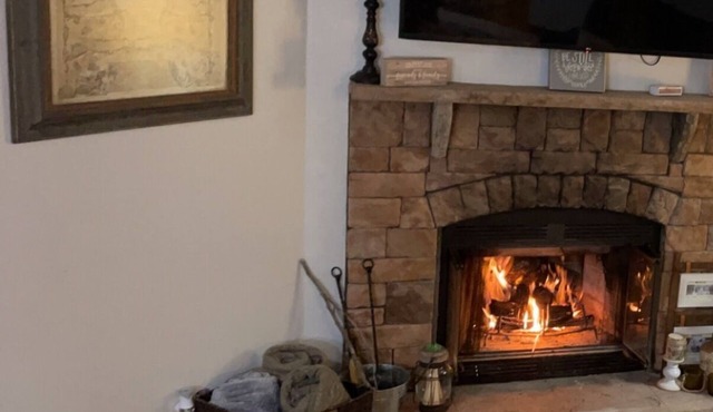Cozy riverside home