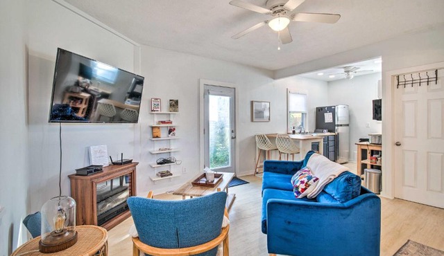 Cozy Rochester Gem Patio, Downtown Location!