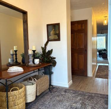 Cozy Room in Elliot Lake