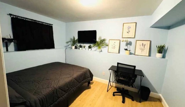 Cozy room in NY home Room 2