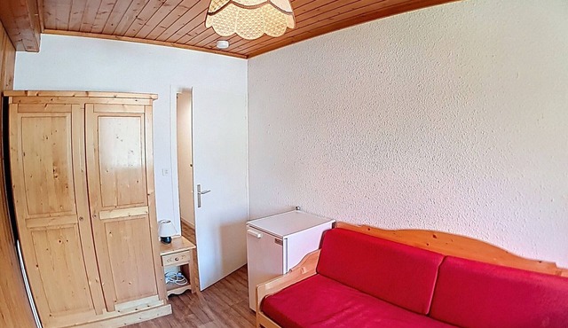 Cozy room near center and slopes