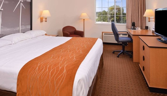 Cozy Room w/Complimentary Breakfast & BBQ Grill – Ideal for Business Travelers