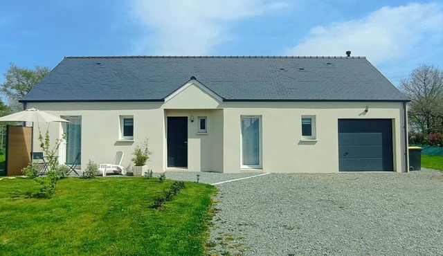 Cozy room with private terrace and wifi in Missillac