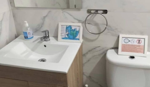 🌿 Cozy Room with Private Bathroom Near the Guggenheim