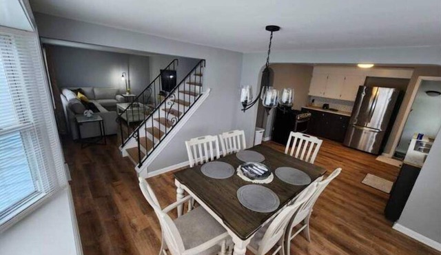 Cozy & Roomy 3BR 8-9min to Buffalo Bills or Downtown