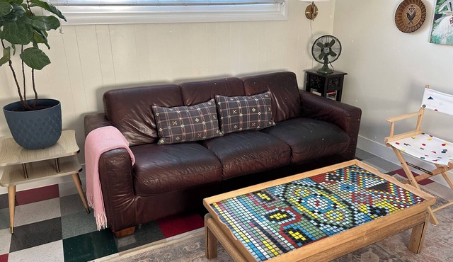 Cozy Rose Park 1-bedroom Apartment