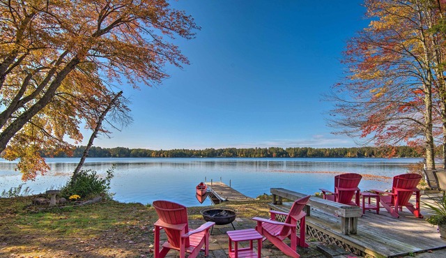 Cozy Rural Abode w/ Dock on Bonny Eagle Pond!