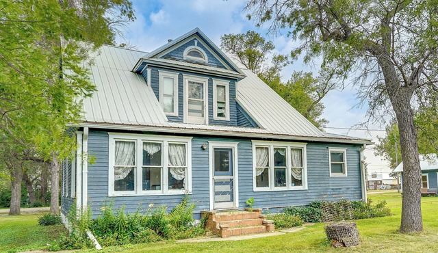 Cozy Rural Hideaway in McIntosh County!